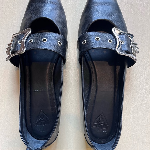 John Fluevog Vogettes Misty Slip-on Mary Jane Flats w/ Silver Buckles, Sz 10 - Picture 11 of 12